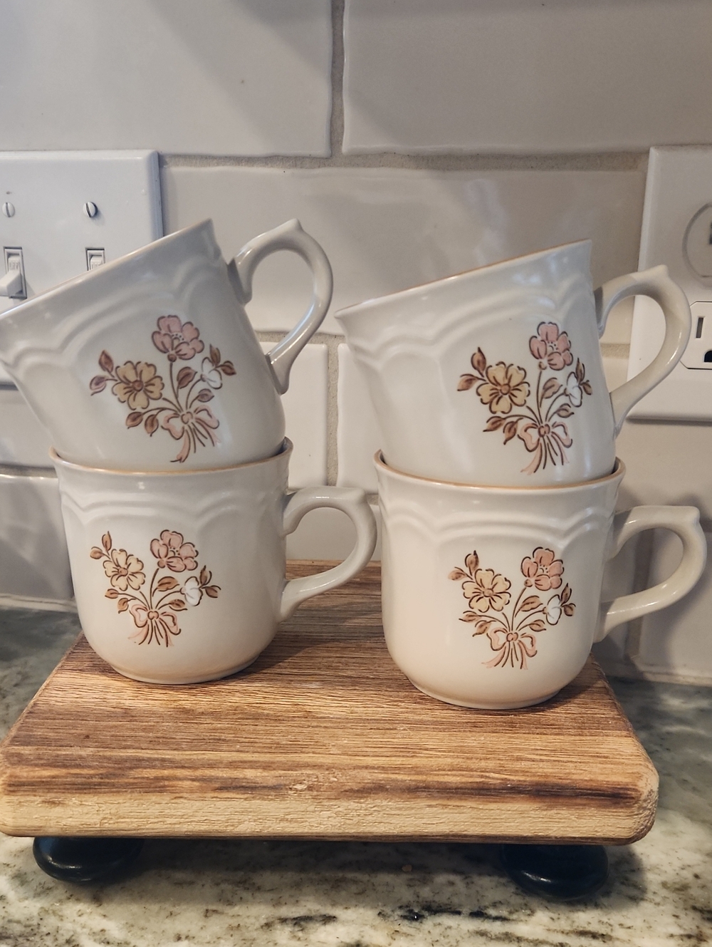 Vintage Cordella Stoneware Mugs In Burnet - Set of 4
